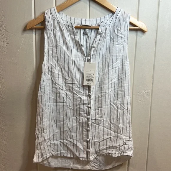 8 shirts mixed lot small and medium bundle - Picture 8 of 10